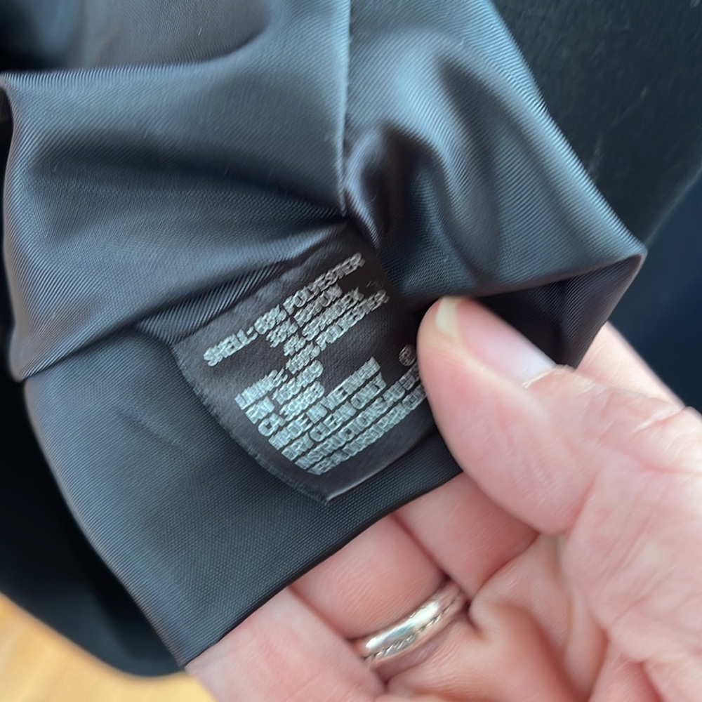 Tahari Suit Jacket - Picture 7 of 7